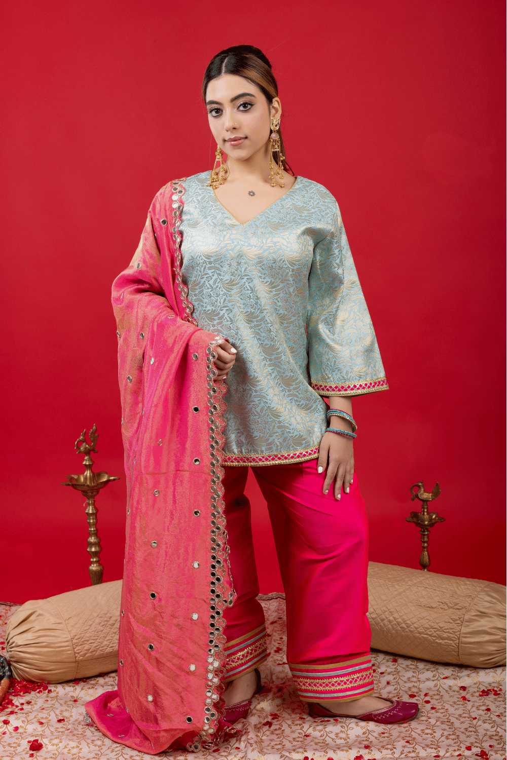 NEELAMBARI FARSHI SET