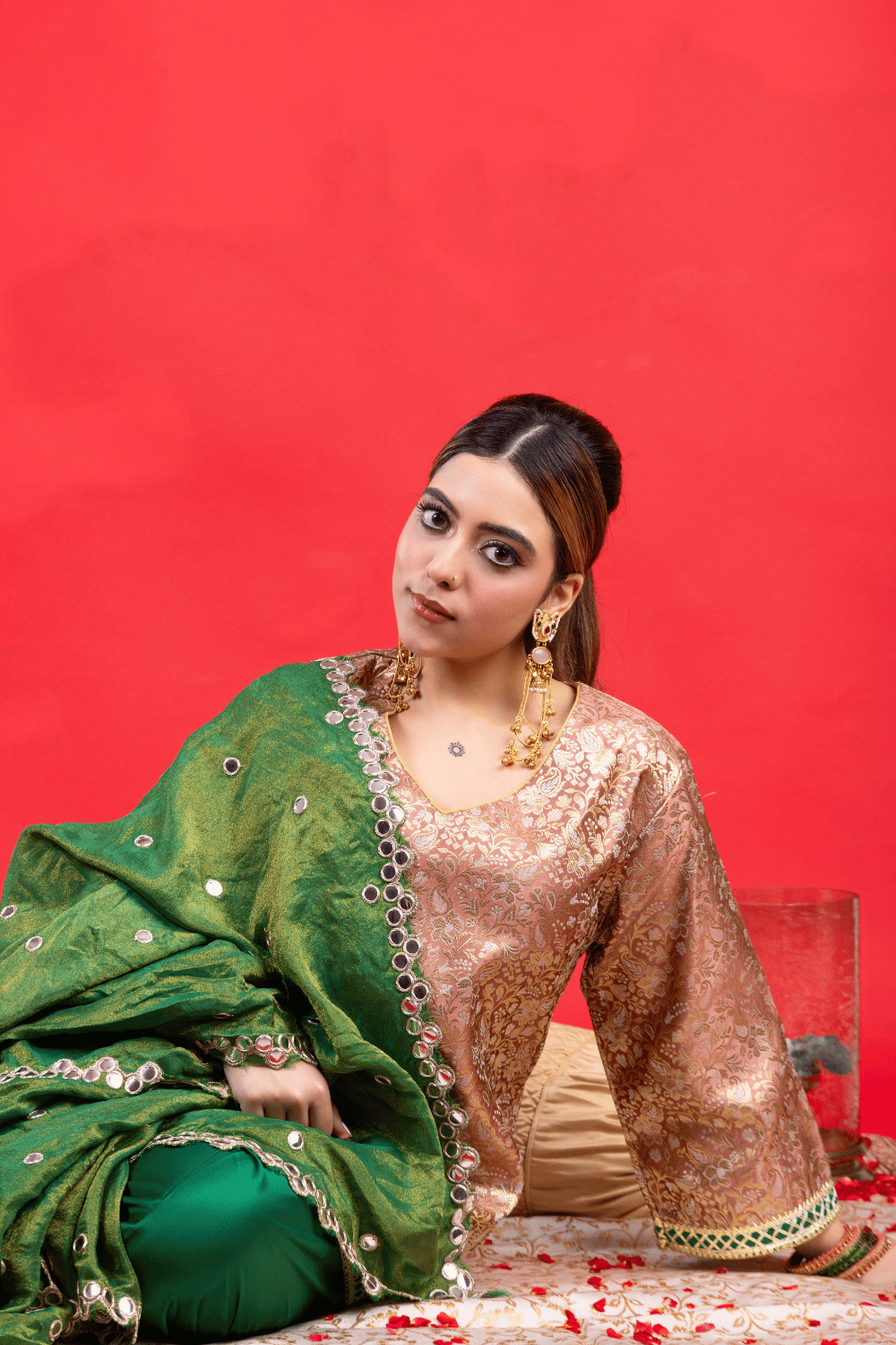 GULNAAR FARSHI SET